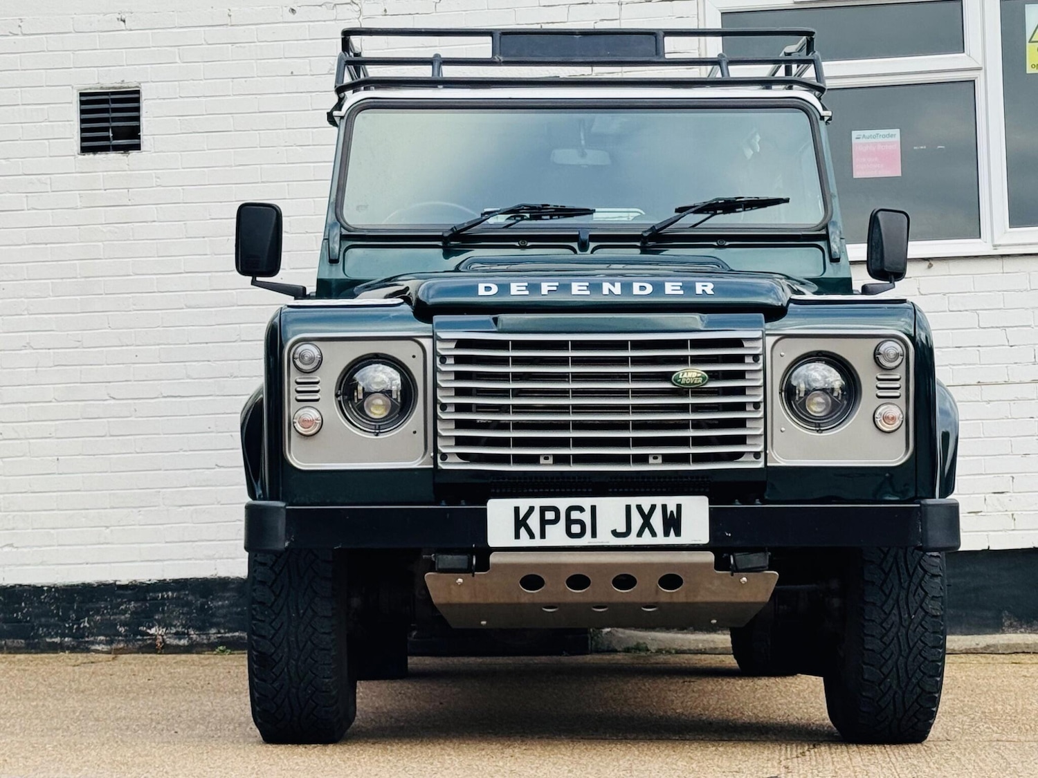 Used Land Rover Defender 110 2012 for sale - 77927936: Photo 4