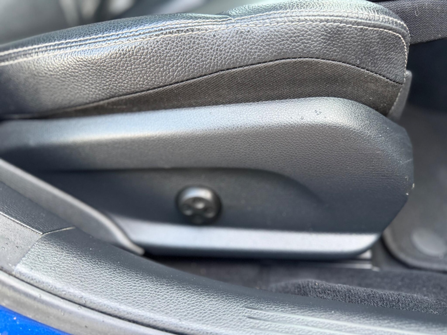 Used Mercedes-Benz C Class 2017 for sale - 78022454: Photo 5