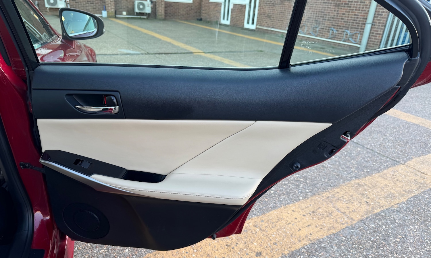 Used Lexus IS 2015 for sale - 78026275: Photo 5