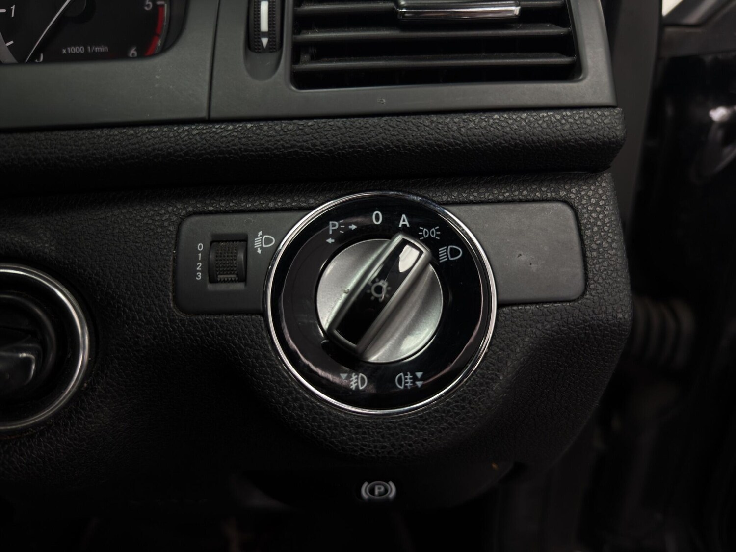 Used Mercedes-Benz C Class 2009 for sale - 78011726: Photo 18