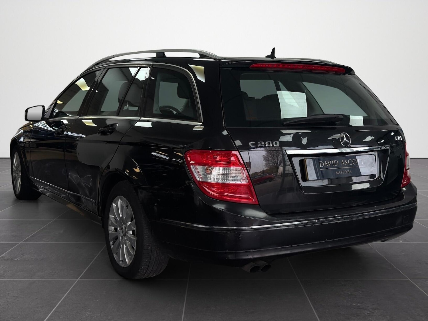 Used Mercedes-Benz C Class 2009 for sale - 78011726: Photo 2