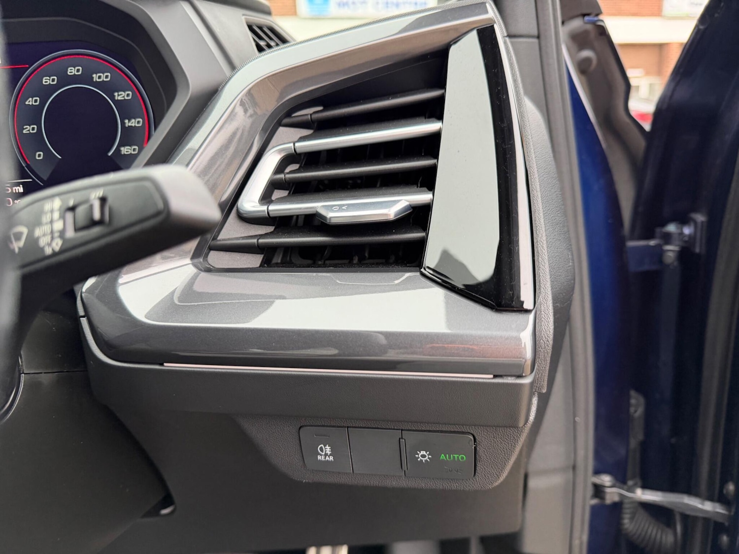 Used Audi Q4 e-tron 2021 for sale - 78002024: Photo 17