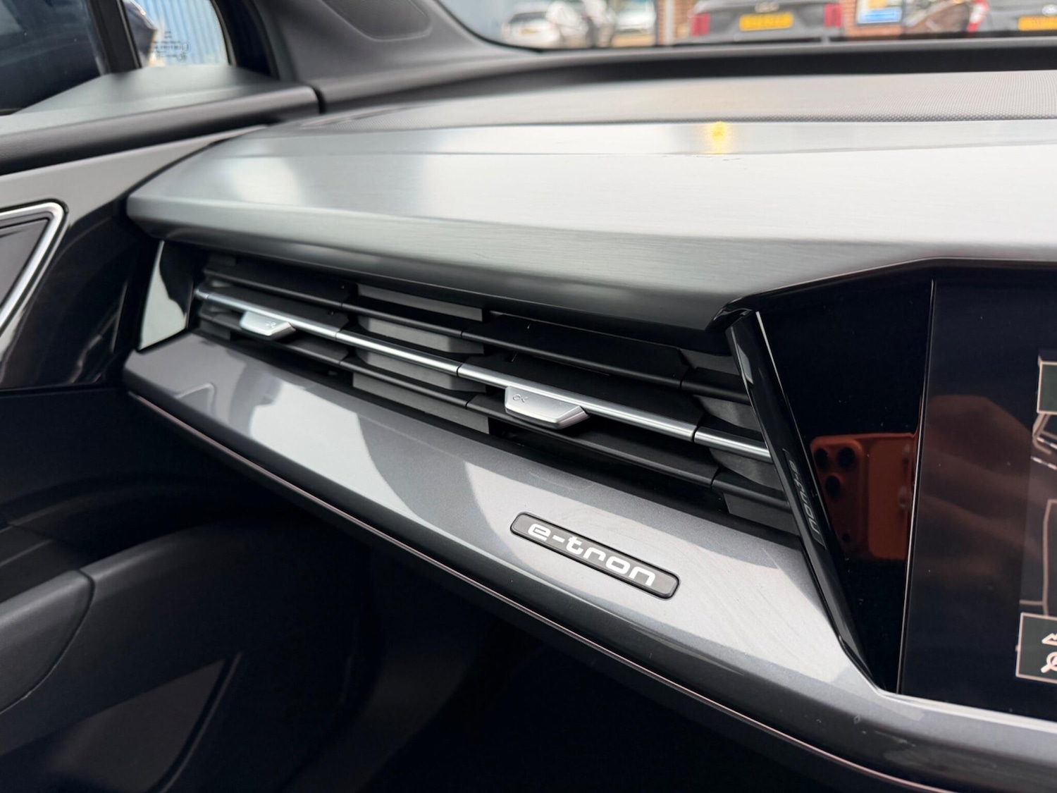 Used Audi Q4 e-tron 2021 for sale - 78002024: Photo 18