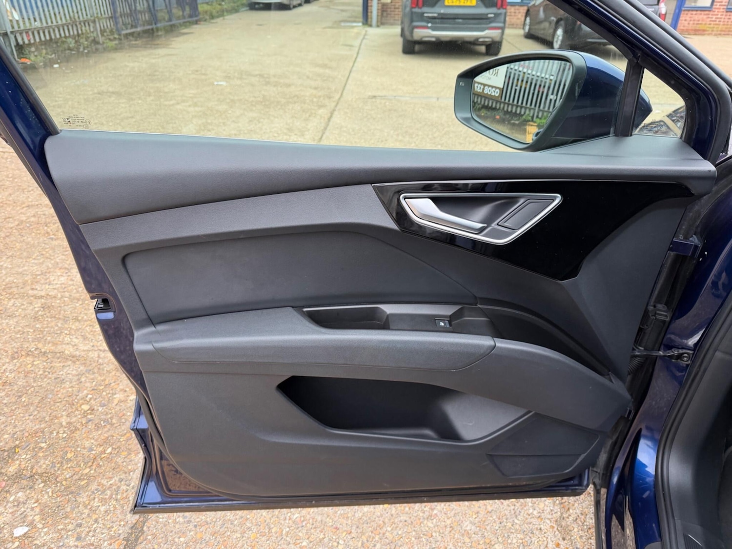 Used Audi Q4 e-tron 2021 for sale - 78002024: Photo 23