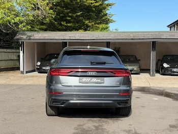 Used Audi Q8 2021 for sale - 78412948: Photo