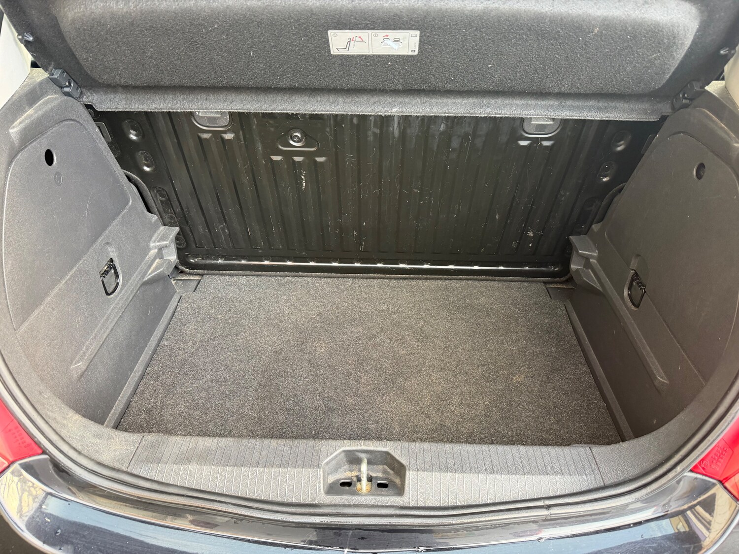 Used Vauxhall Corsa 2011 for sale - 78009276: Photo 16