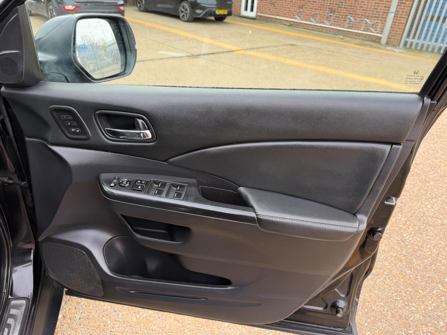 Used Honda CR-V 2017 for sale - 78002034: Photo 9