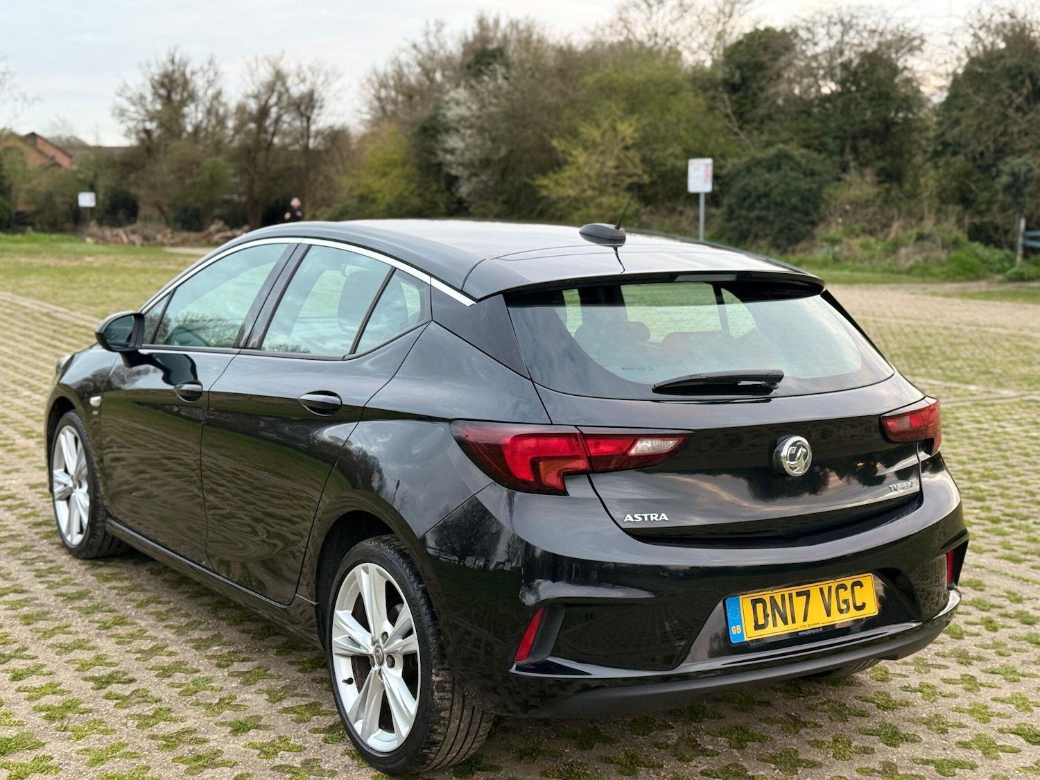 Used Vauxhall Astra 2017 for sale - 78049900: Photo 10