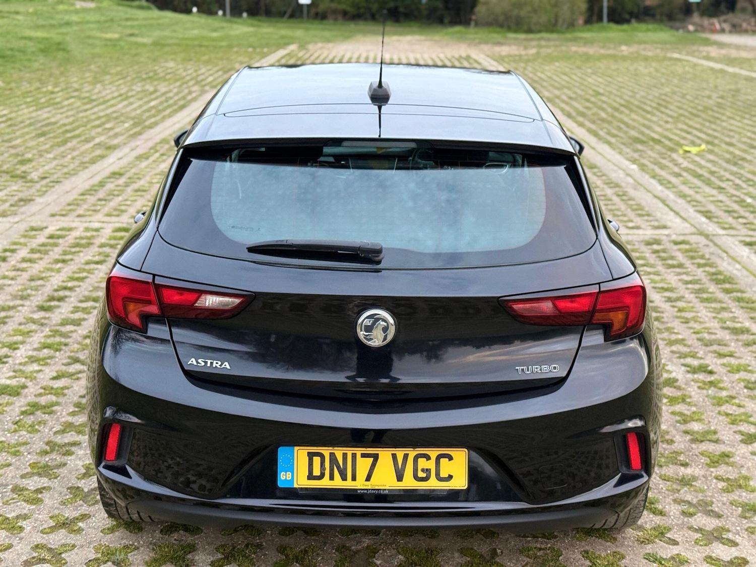 Used Vauxhall Astra 2017 for sale - 78049900: Photo 12