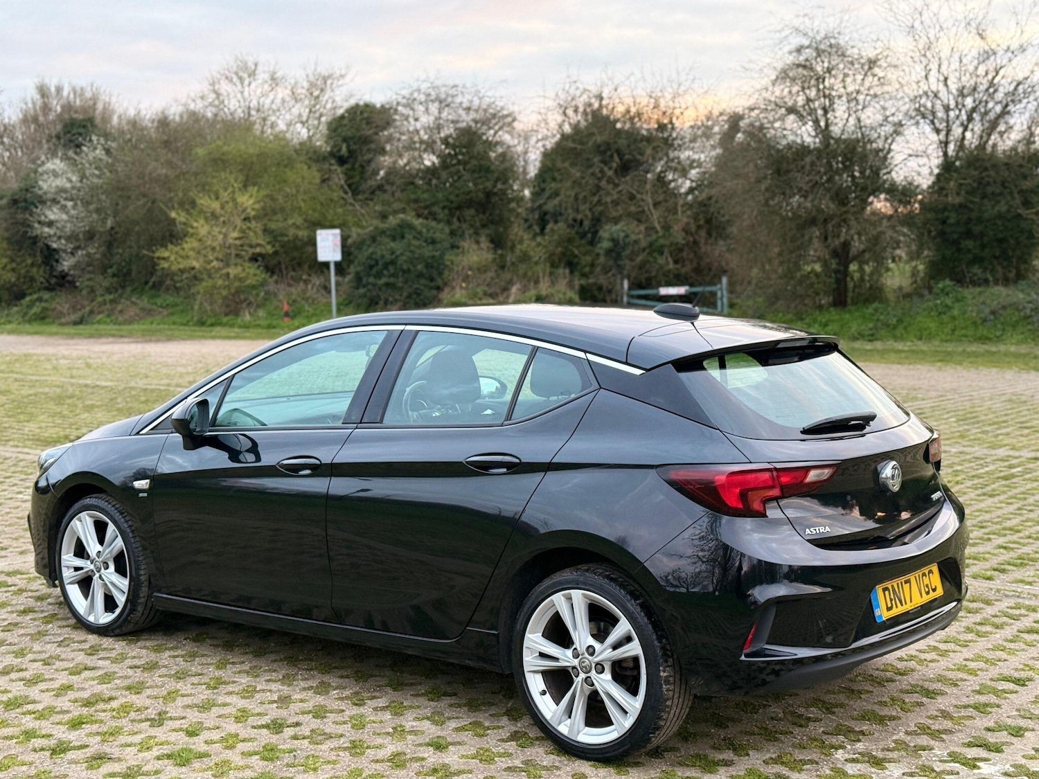 Used Vauxhall Astra 2017 for sale - 78049900: Photo 9