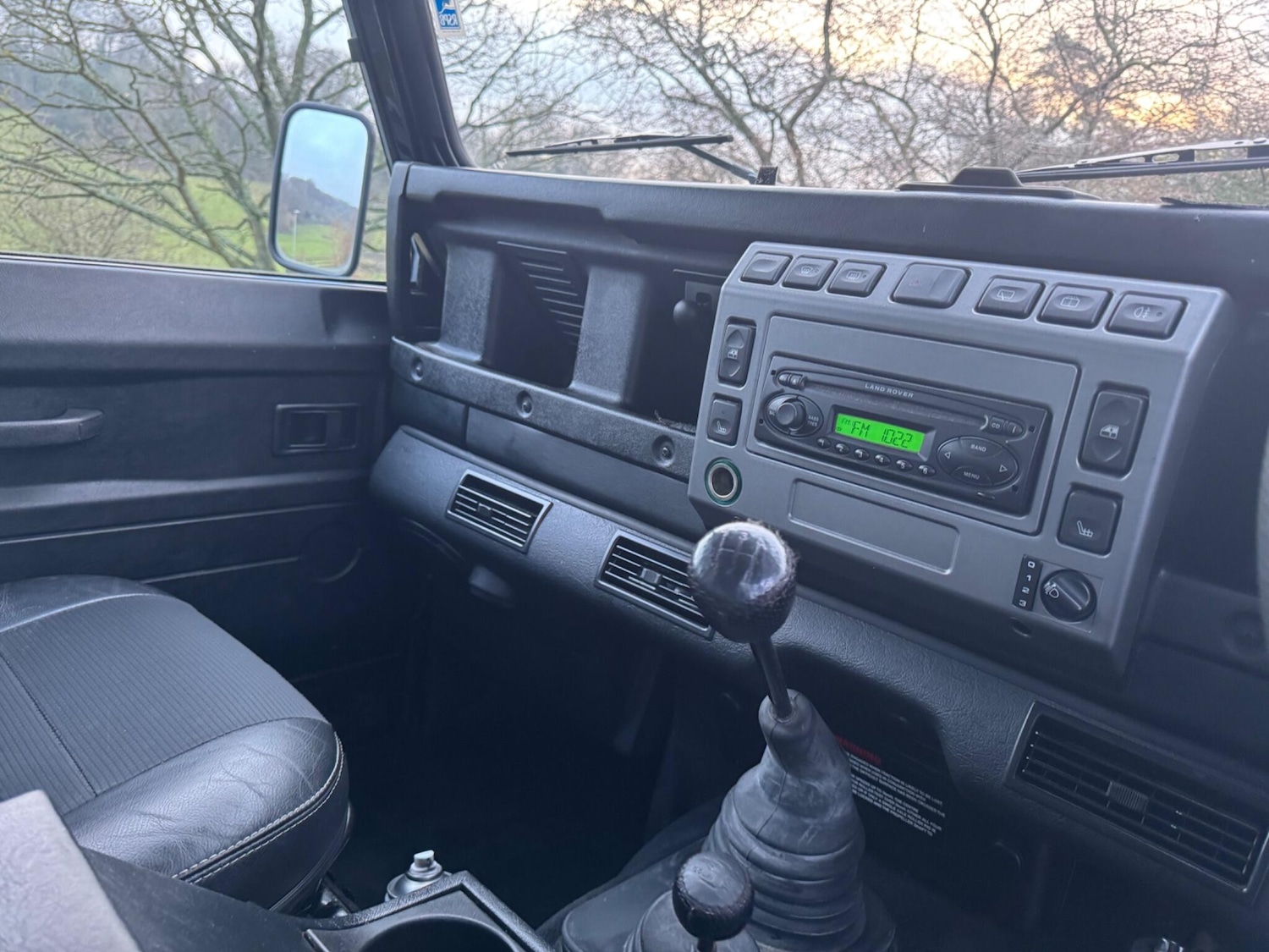 Used Land Rover Defender 110 2005 for sale - 77927933: Photo 24