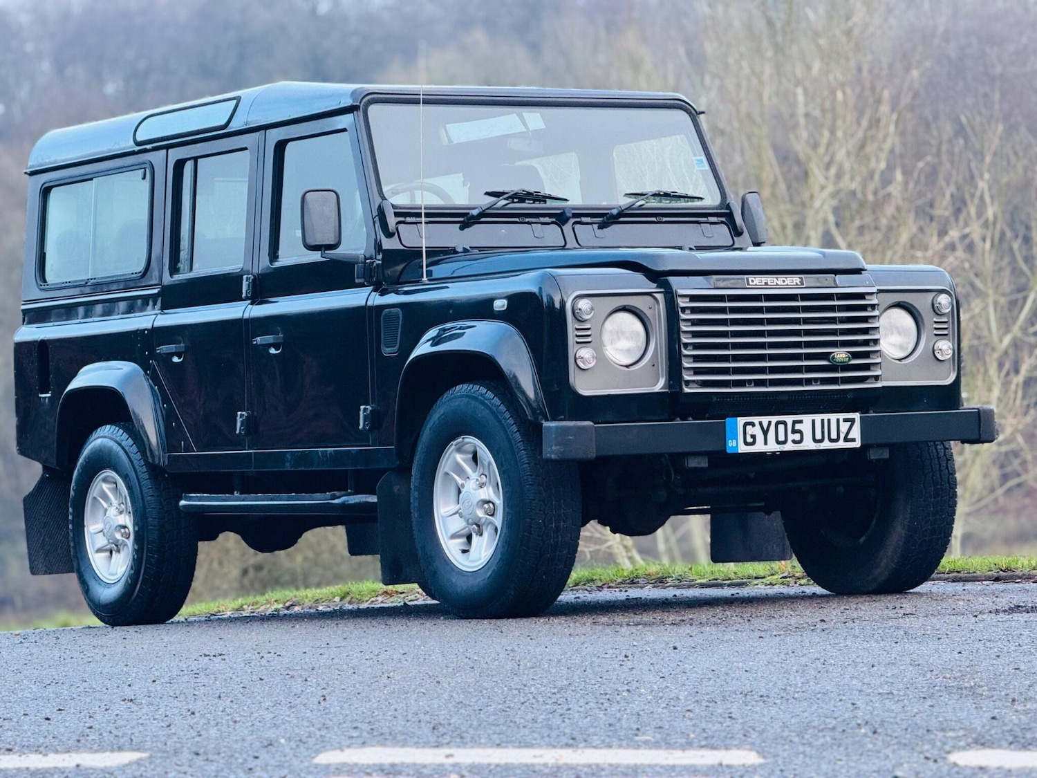 Used Land Rover Defender 110 2005 for sale - 77927933: Photo 4