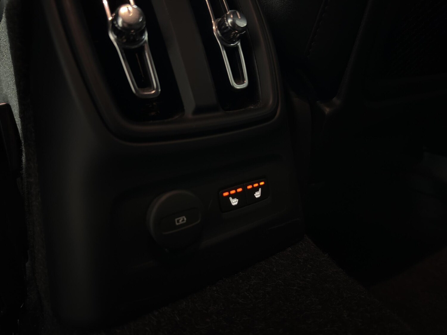 Used Volvo XC40 2021 for sale - 77762518: Photo 20