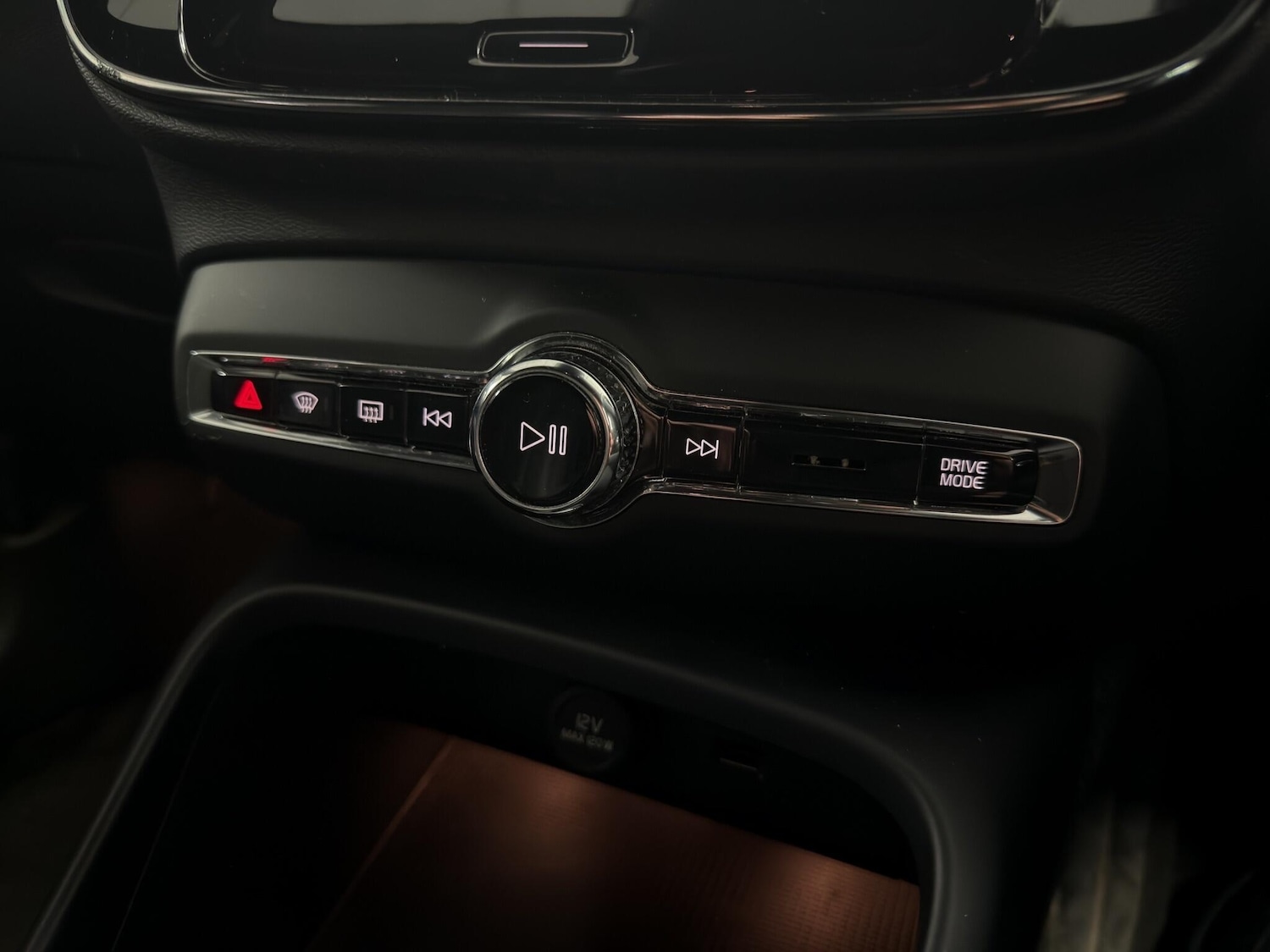 Used Volvo XC40 2021 for sale - 77762518: Photo 23