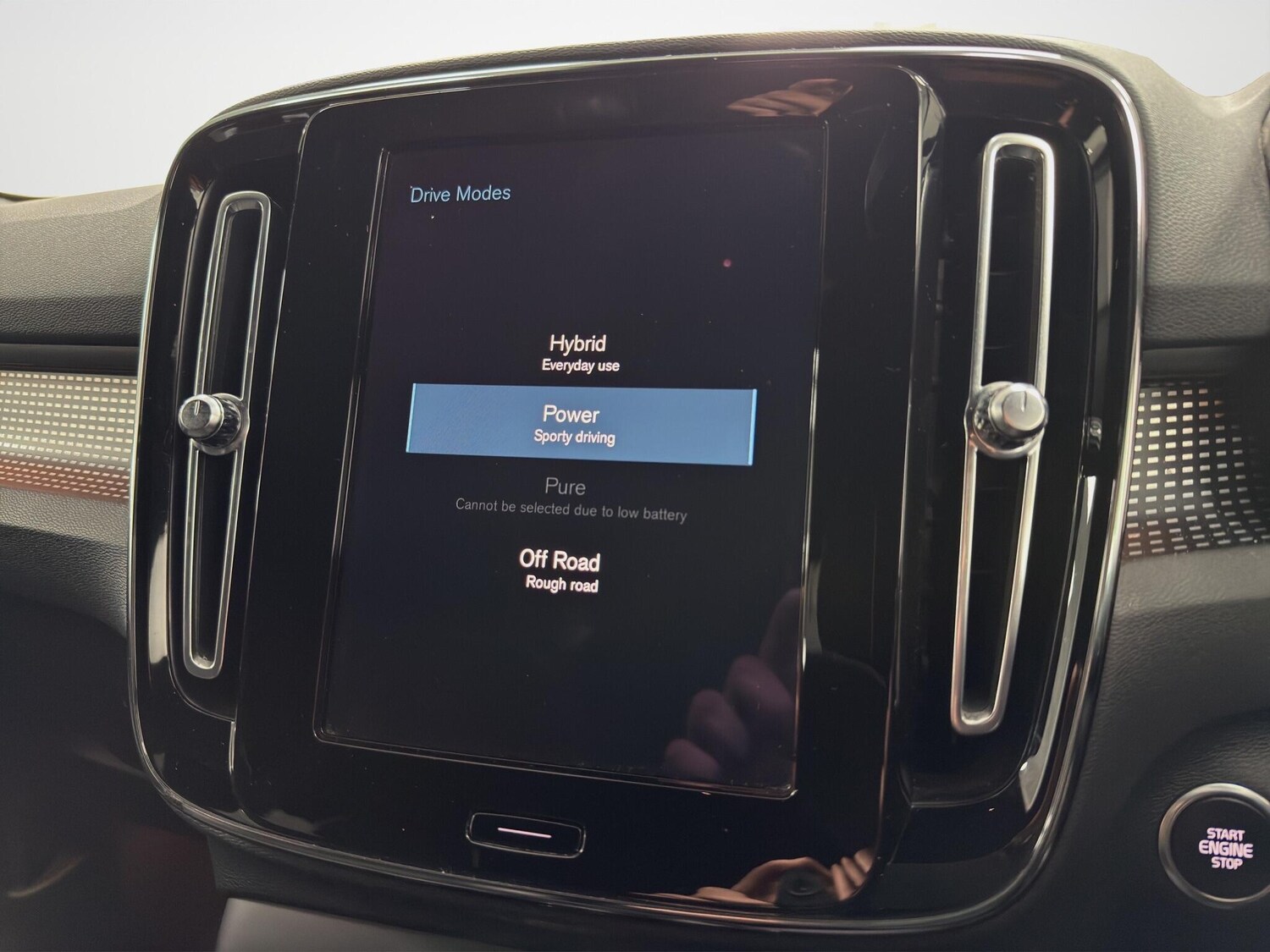 Used Volvo XC40 2021 for sale - 77762518: Photo 24