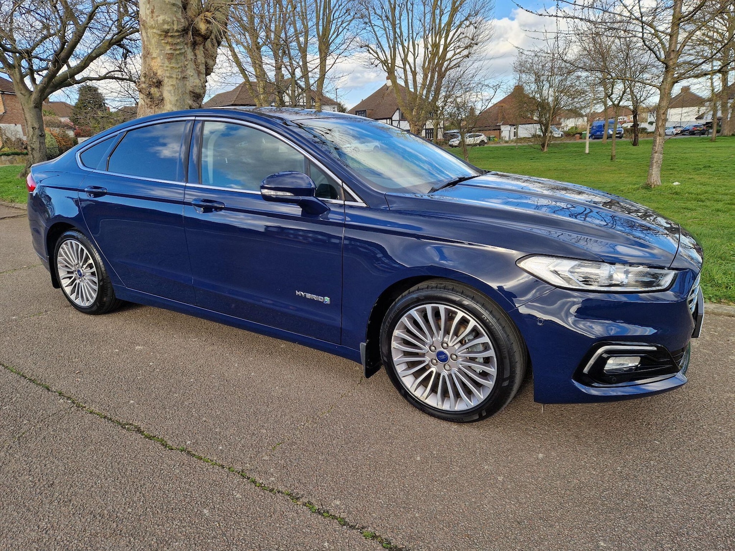Used Ford Mondeo 2019 for sale - 77942331: Photo 2