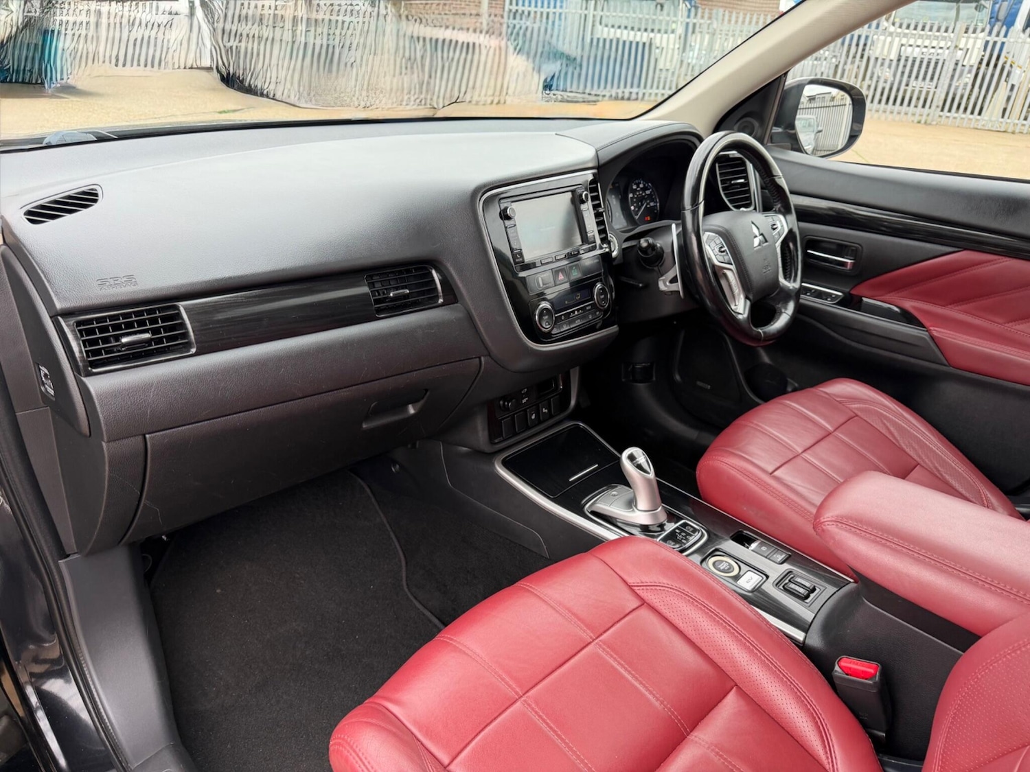 Used Mitsubishi Outlander 2017 for sale - 78148629: Photo 24