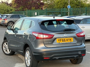 Used Nissan Qashqai 2016 for sale - 78650666: Photo