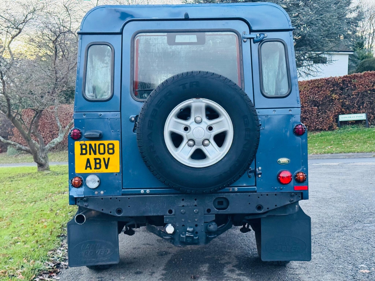 Used Land Rover Defender 110 2008 for sale - 77927926: Photo 11