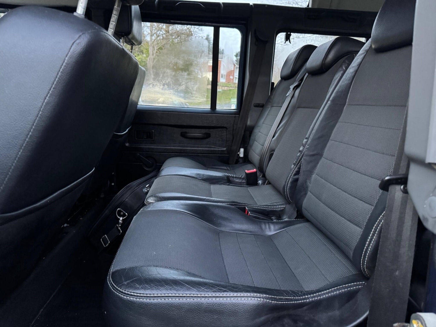 Used Land Rover Defender 110 2008 for sale - 77927926: Photo 25