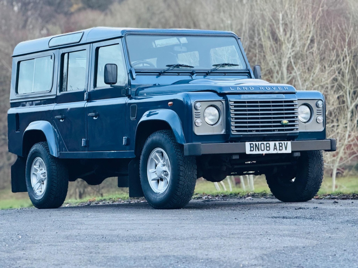 Used Land Rover Defender 110 2008 for sale - 77927926: Photo 3