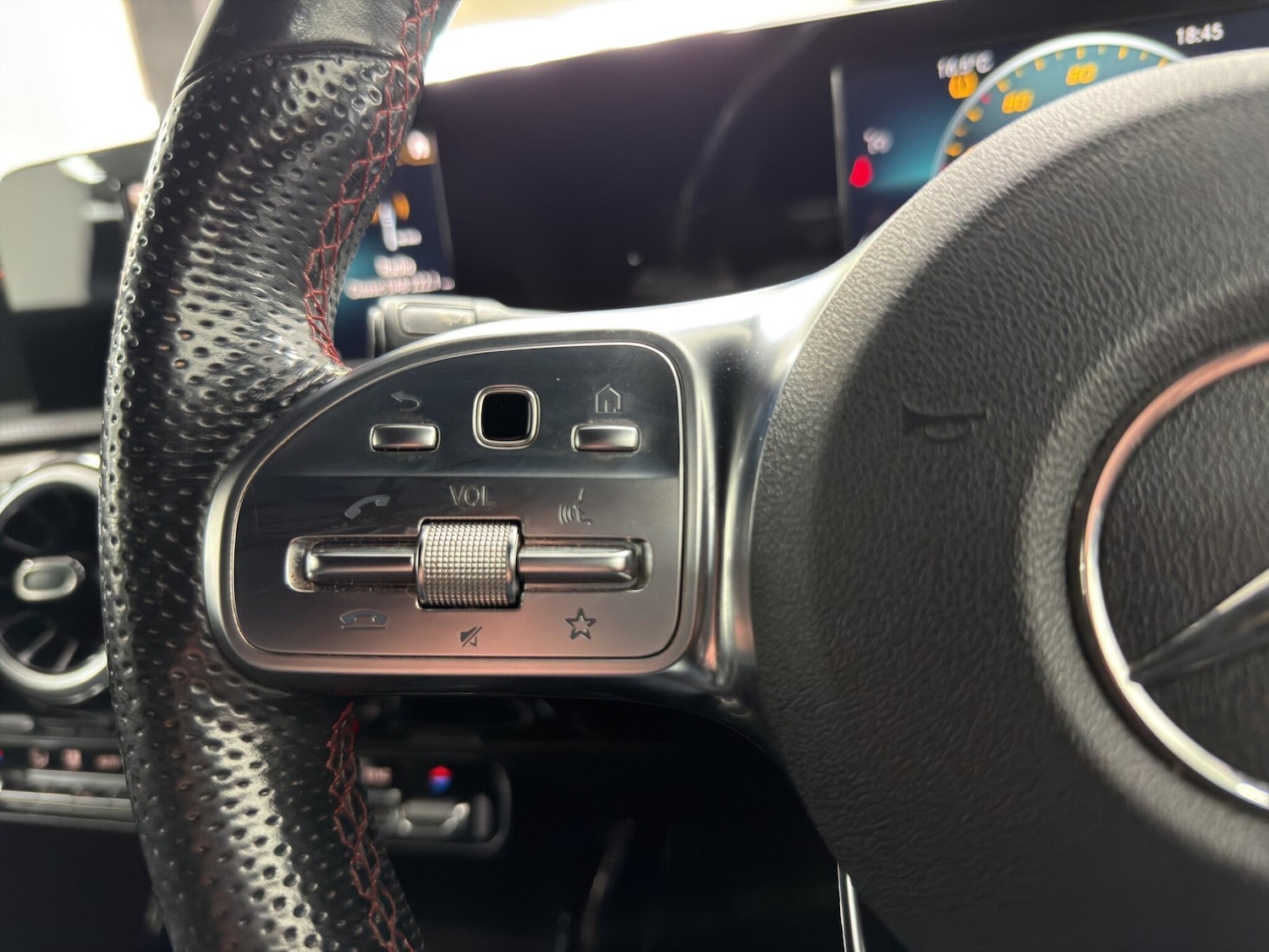 Used Mercedes-Benz A-Class for sale - 77762532: Photo 11