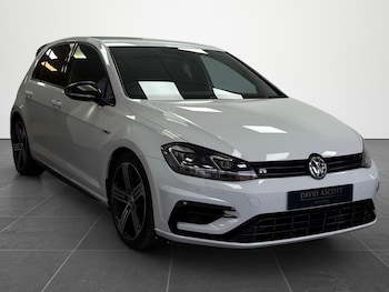 Used Volkswagen Golf 2019 for sale - 77960089: Photo