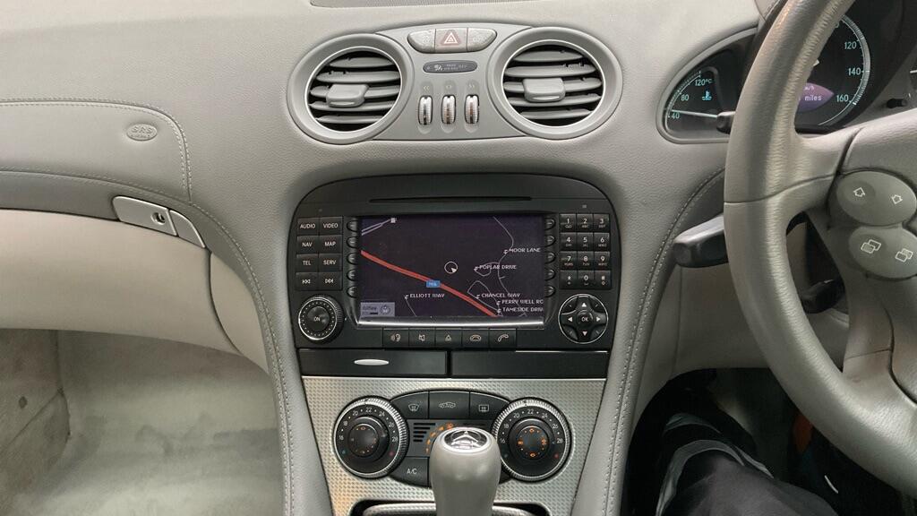 Used Mercedes-Benz SL 2007 for sale - 78111873: Photo 9