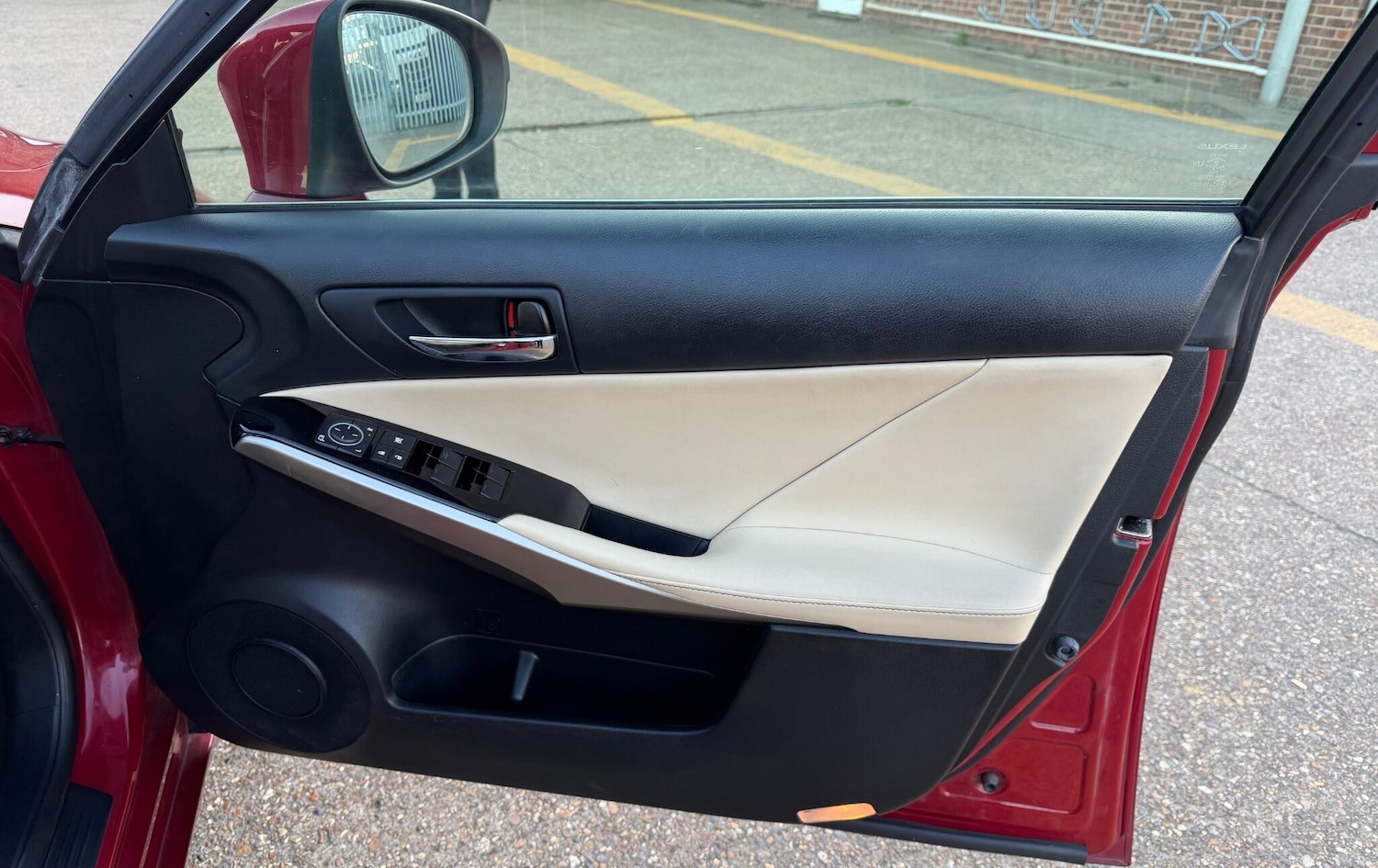 Used Lexus IS 2015 for sale - 78001952: Photo 7