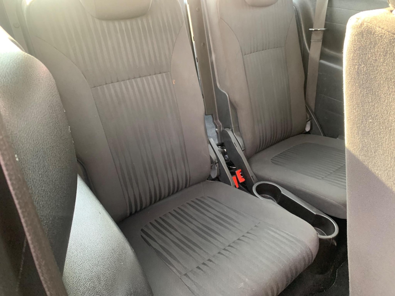 Used Vauxhall Zafira Tourer 2015 for sale - 77927839: Photo 18