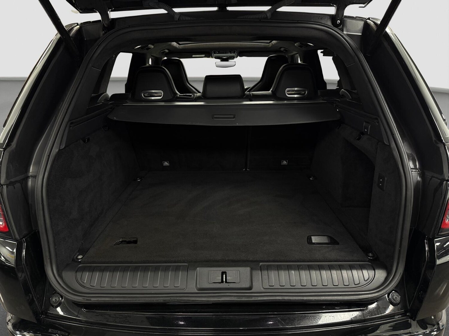 Used Land Rover Range Rover Sport 2018 for sale - 77762550: Photo 9