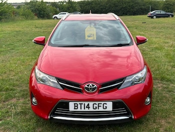 Used Toyota Auris 2014 for sale - 79047307: Photo