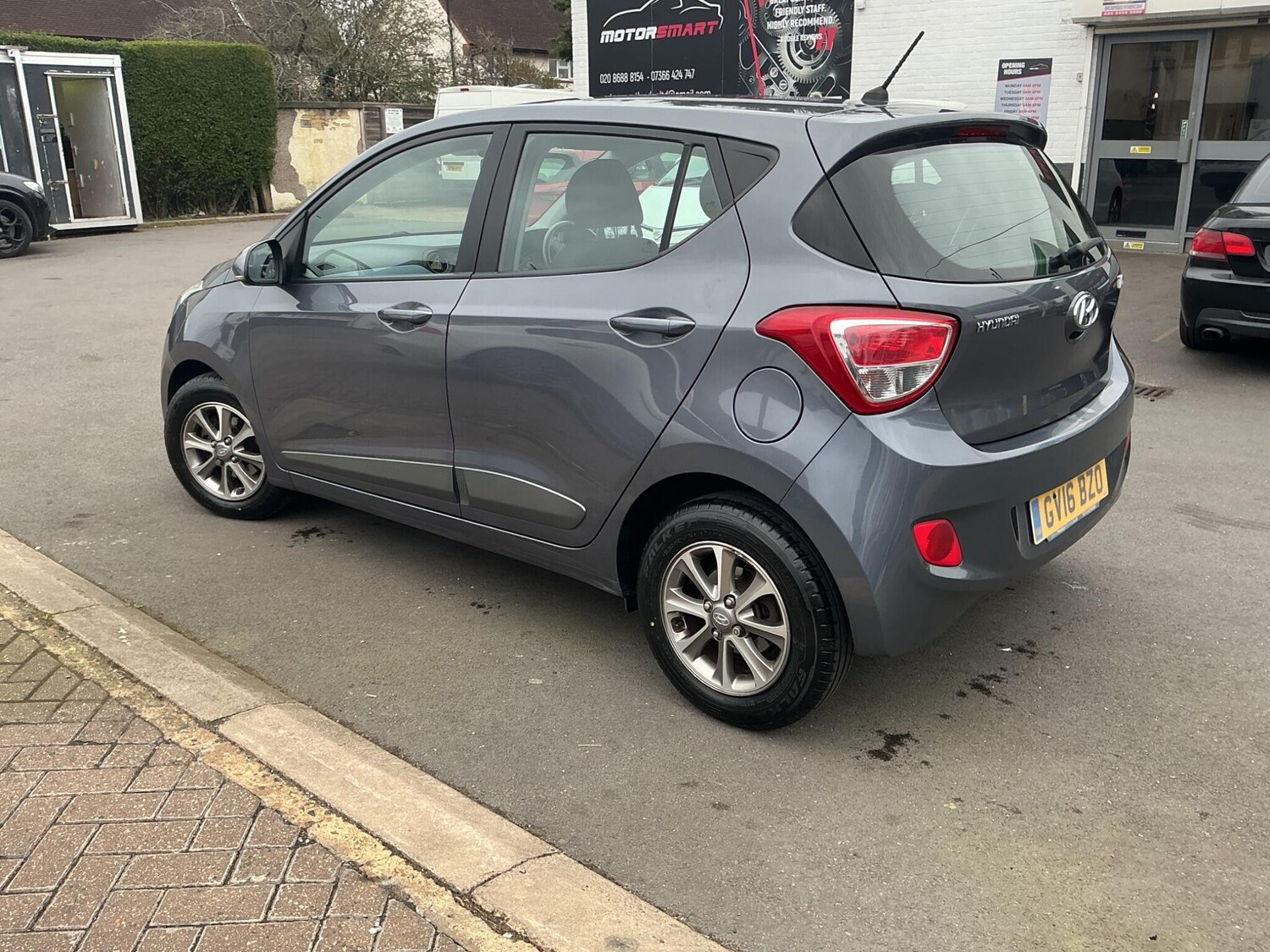 Used Hyundai i10 2016 for sale - 77927843: Photo 18
