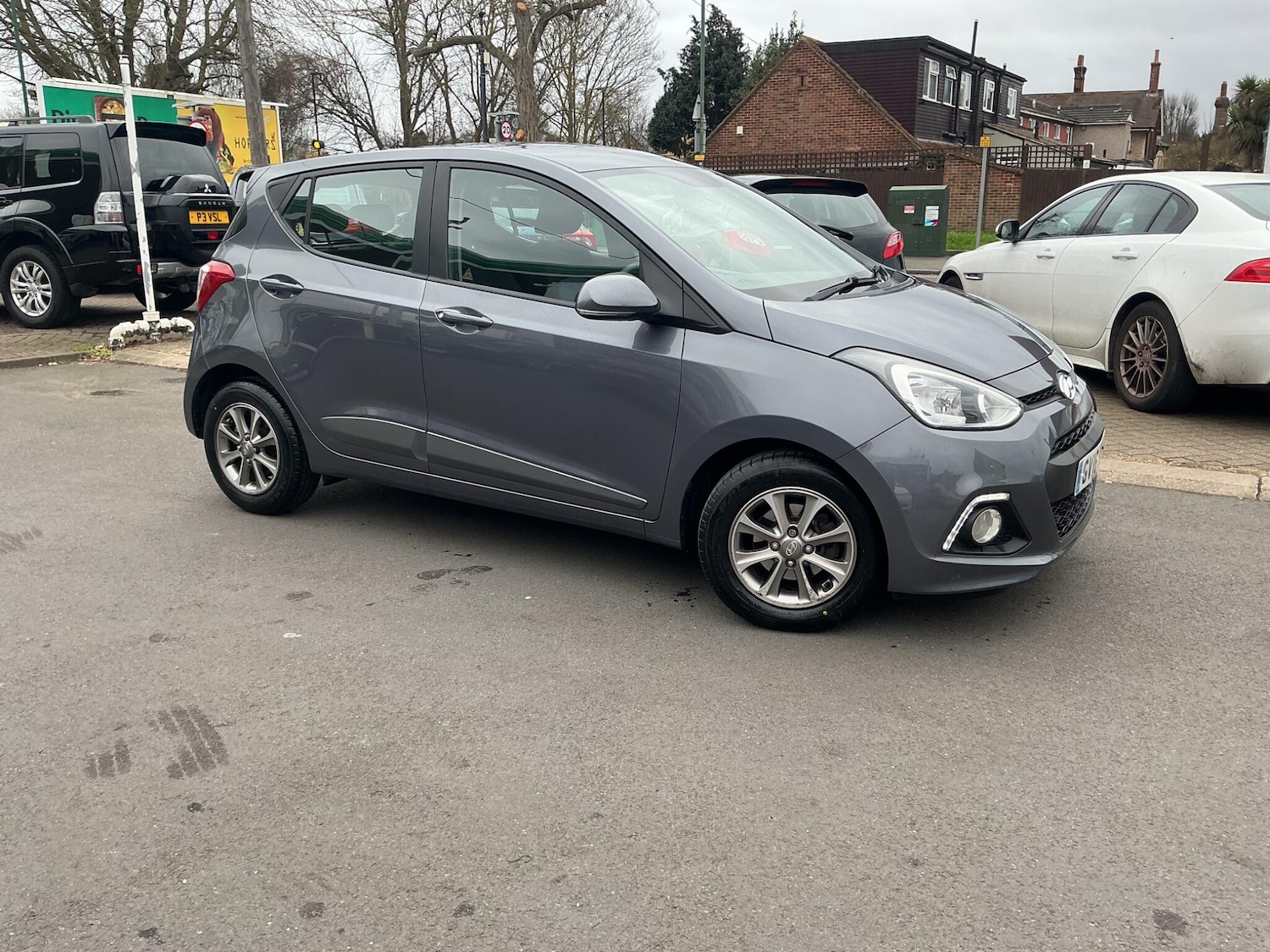 Used Hyundai i10 2016 for sale - 77927843: Photo 2