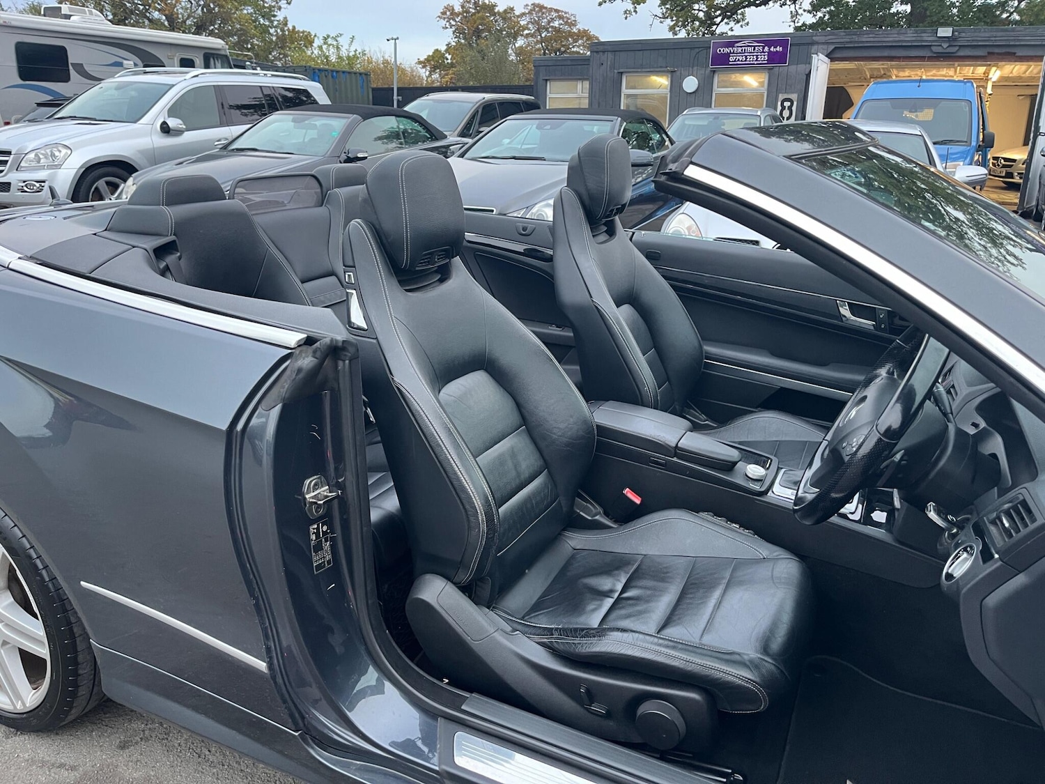 Used Mercedes-Benz E Class for sale - 77762612: Photo 2