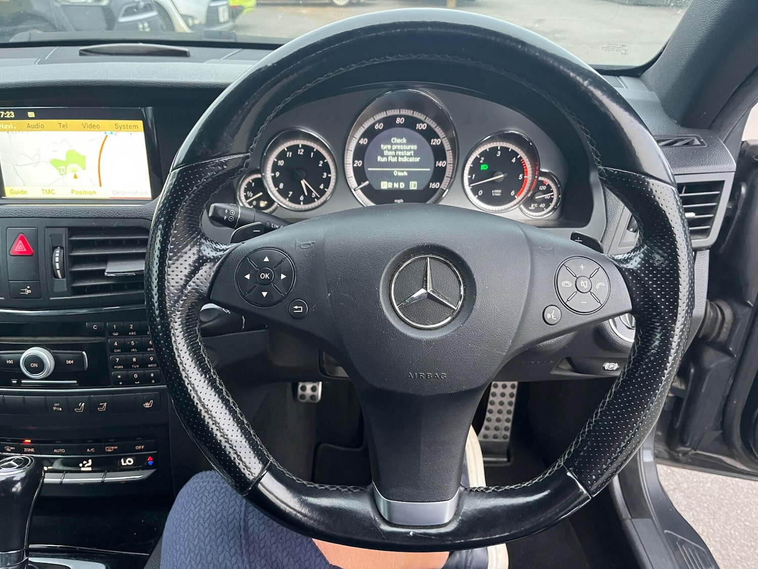 Used Mercedes-Benz E Class for sale - 77762612: Photo 23