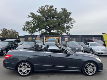 Used Mercedes-Benz E Class 2011 for sale - 77762612: Photo