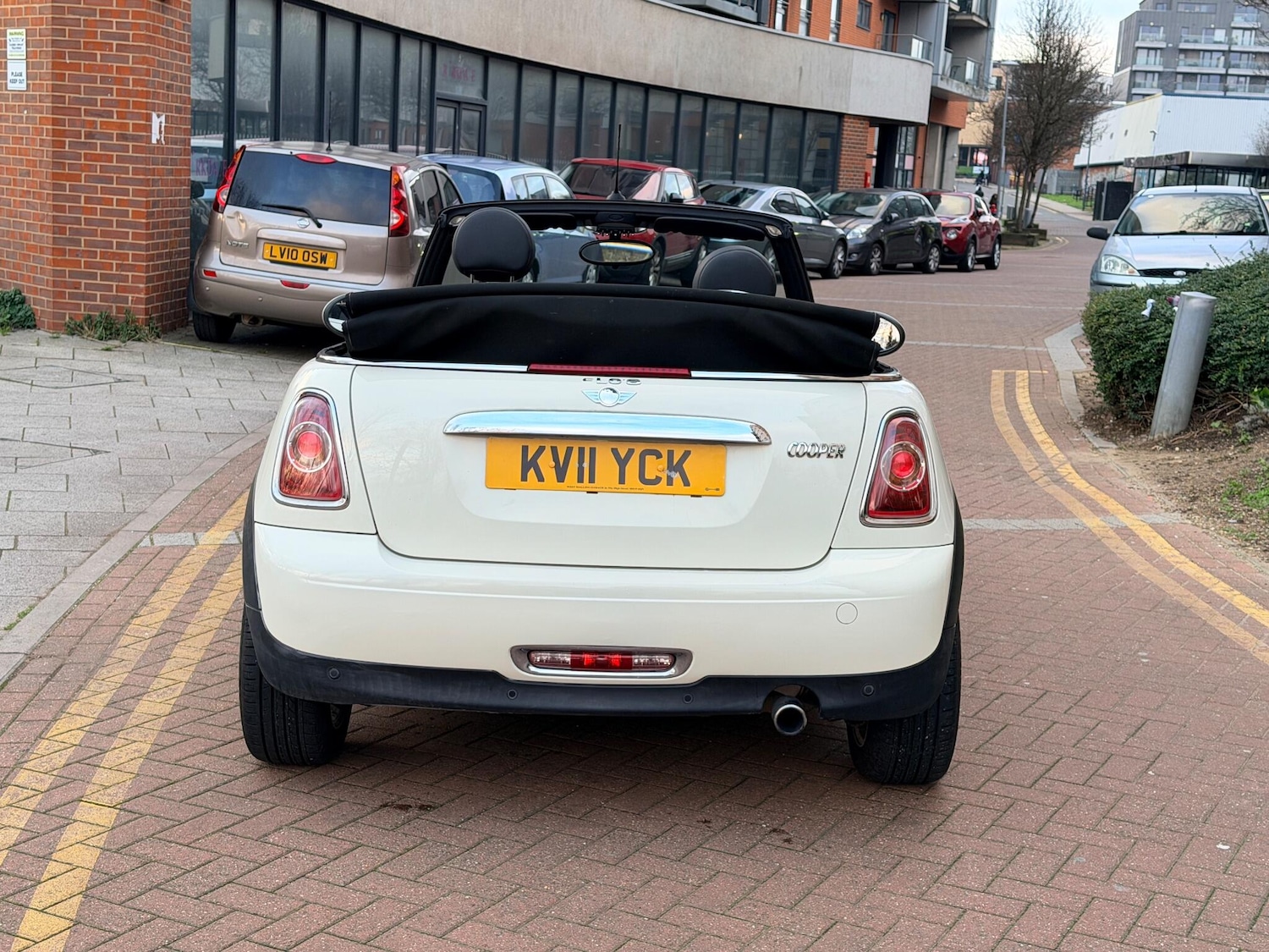 Used MINI Convertible 2011 for sale - 78029213: Photo 19