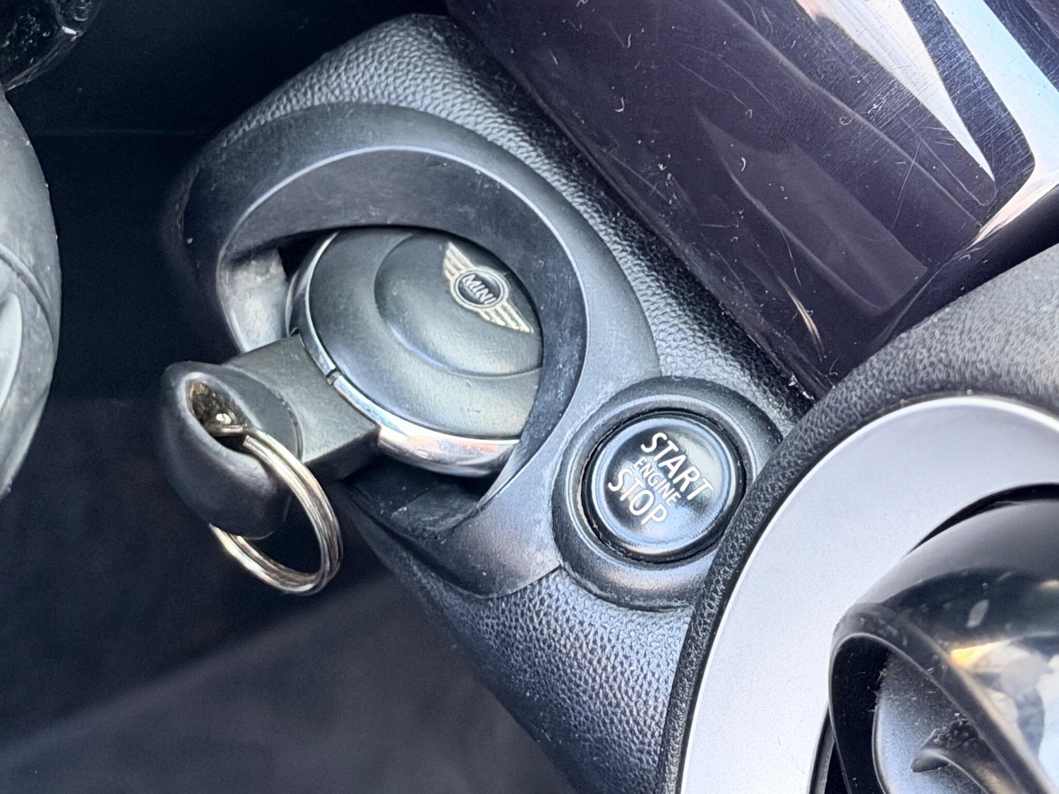 Used MINI Convertible 2011 for sale - 78029213: Photo 21