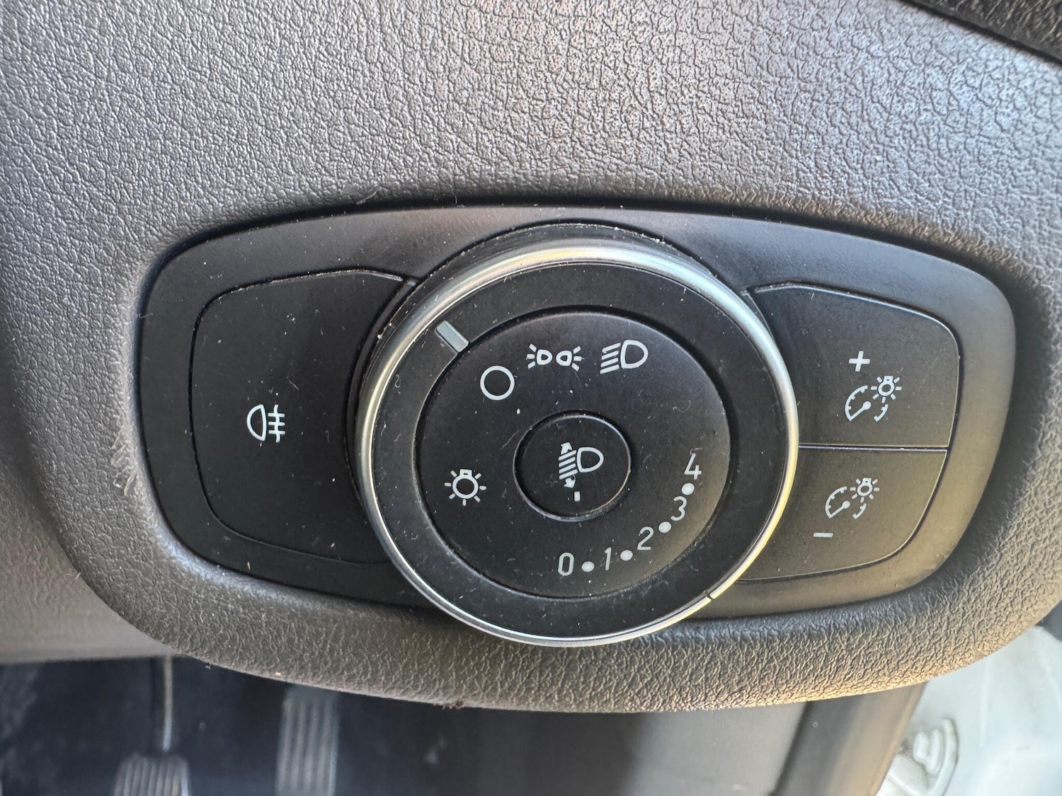 Used Ford Transit Connect 2018 for sale - 77966528: Photo 16