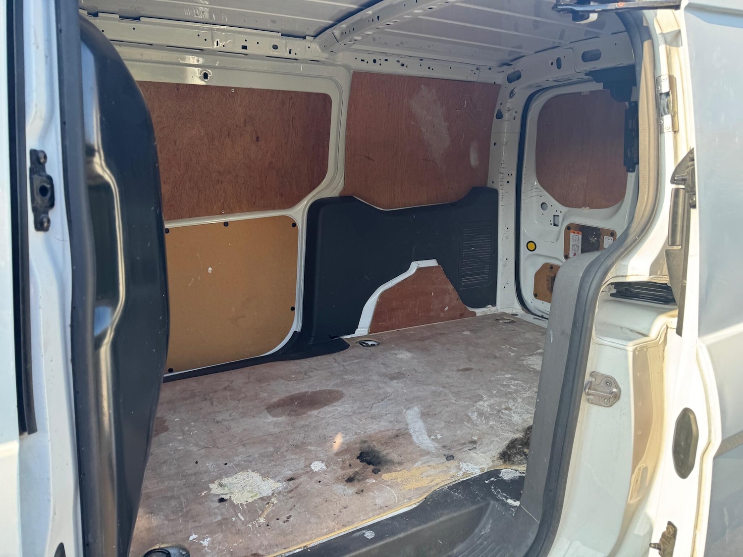 Used Ford Transit Connect 2018 for sale - 77966528: Photo 8