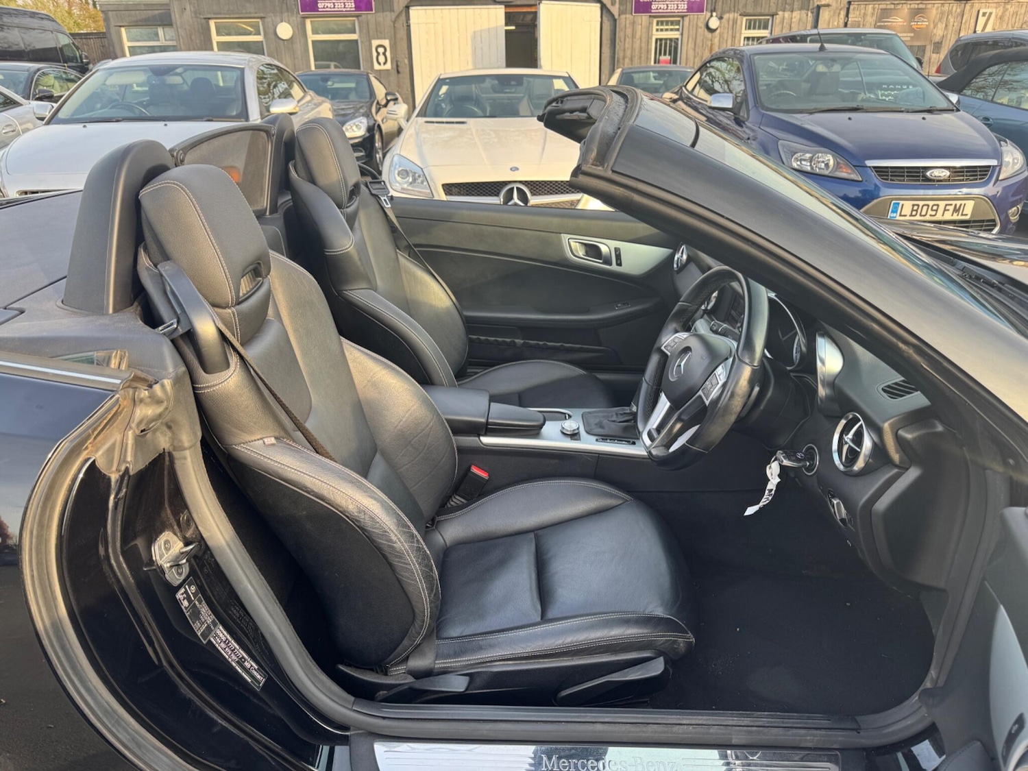 Used Mercedes-Benz SLK 2014 for sale - 77946262: Photo 21