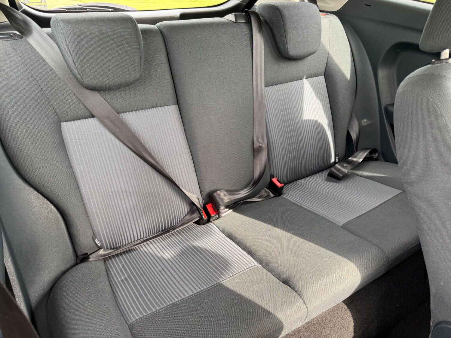 Used Ford Fiesta 2010 for sale - 78009261: Photo 18