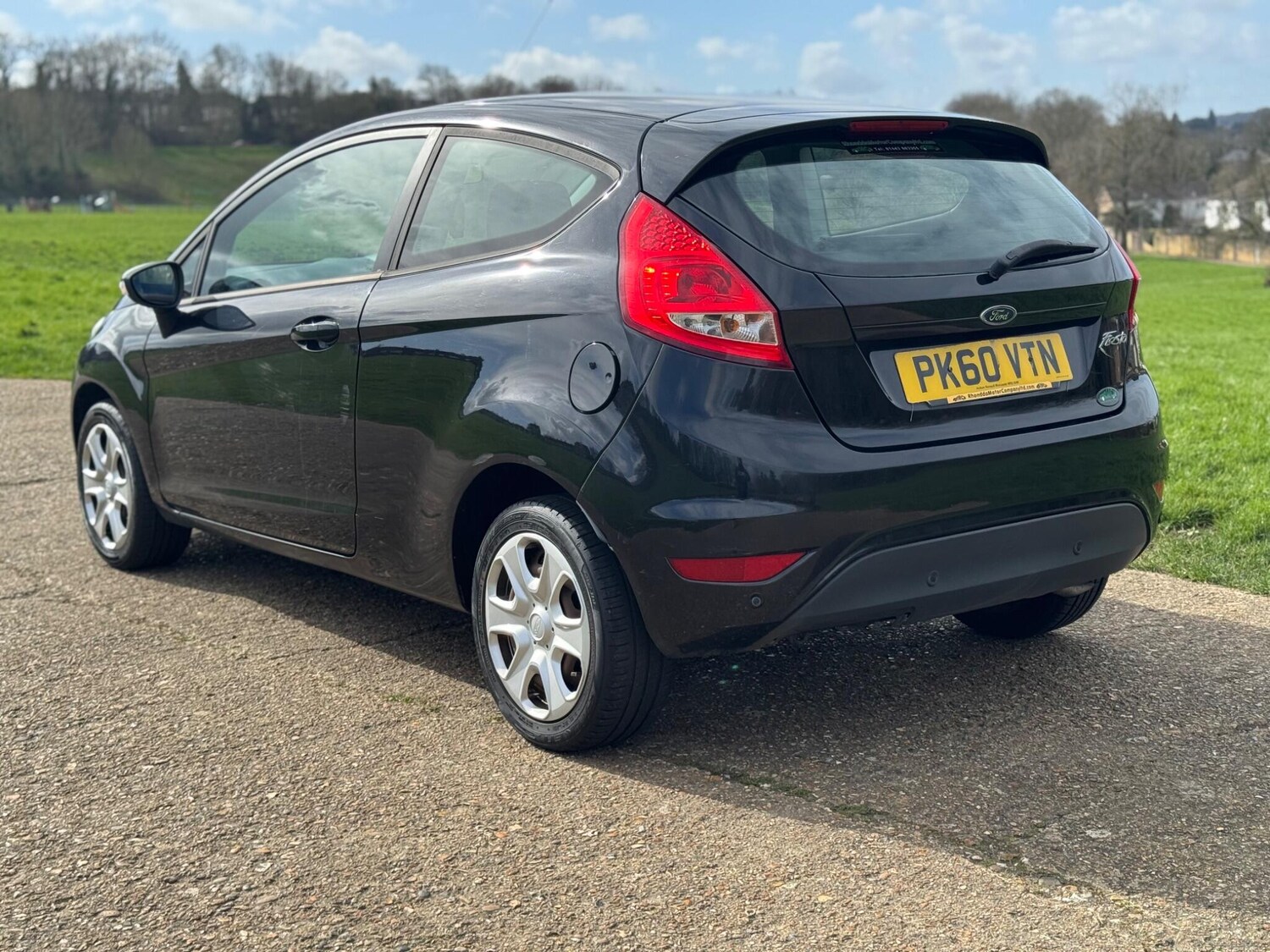 Used Ford Fiesta 2010 for sale - 78009261: Photo 9