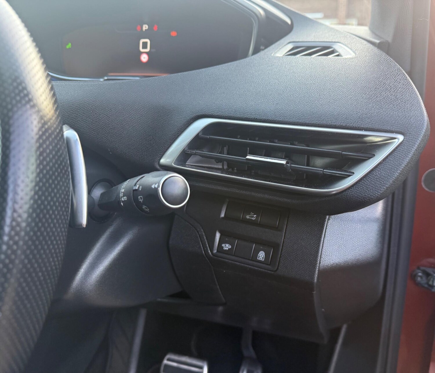 Used Peugeot 3008 2018 for sale - 78002014: Photo 12