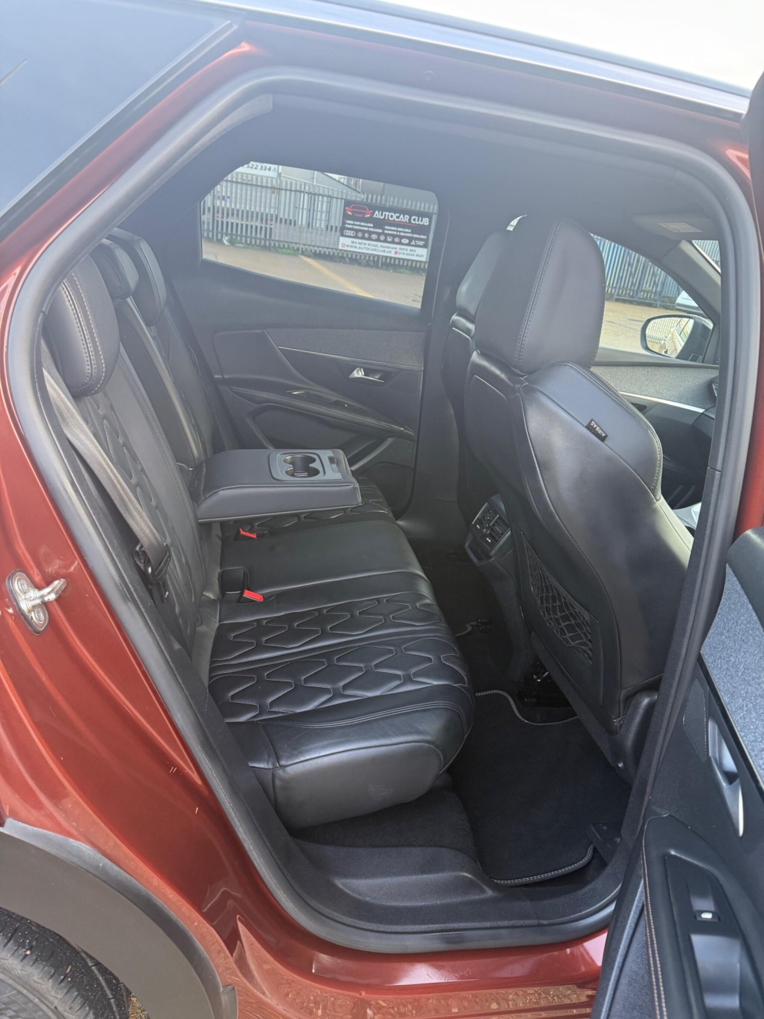 Used Peugeot 3008 2018 for sale - 78002014: Photo 2