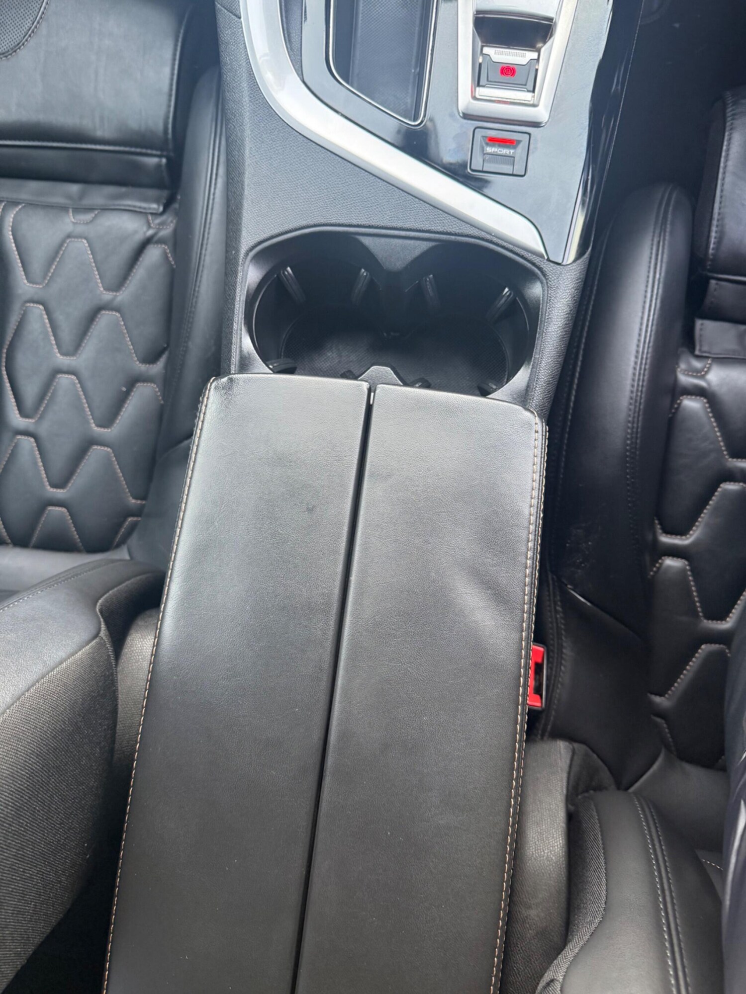 Used Peugeot 3008 2018 for sale - 78002014: Photo 25