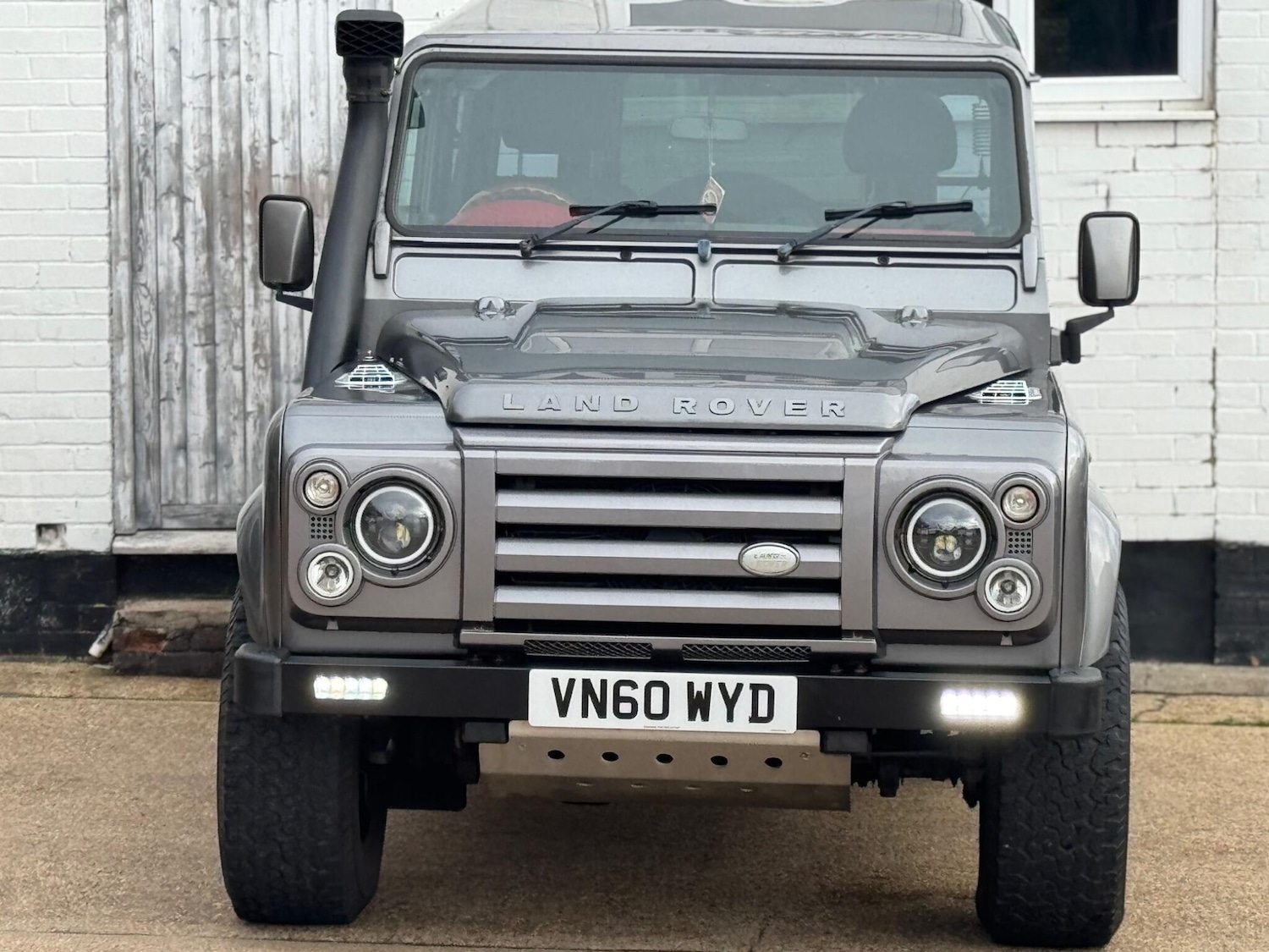 Used Land Rover Defender 90 2011 for sale - 77927925: Photo 7