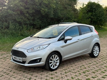 Used Ford Fiesta 2016 for sale - 79047304: Photo