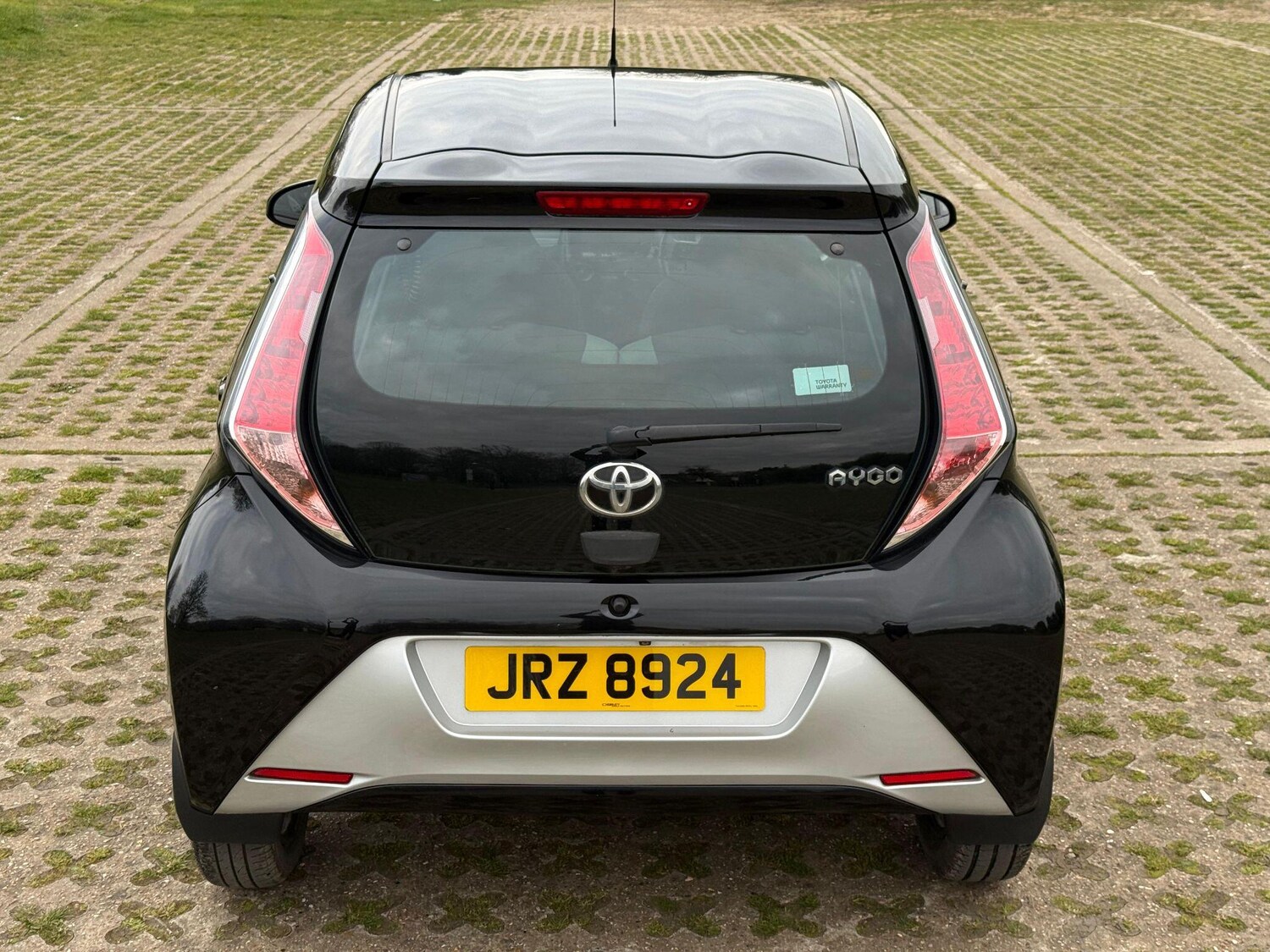 Used Toyota AYGO 2015 for sale - 78118247: Photo 16